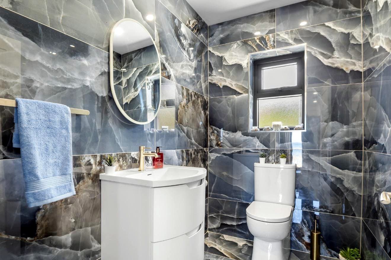 Family bathroom
