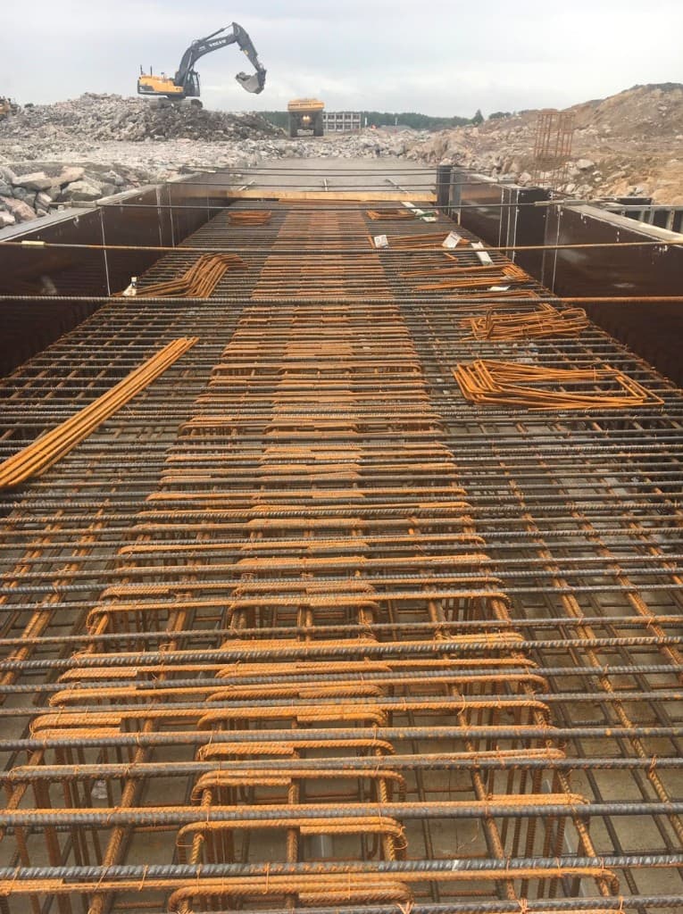 Heavy reinforced base detail prior to pour